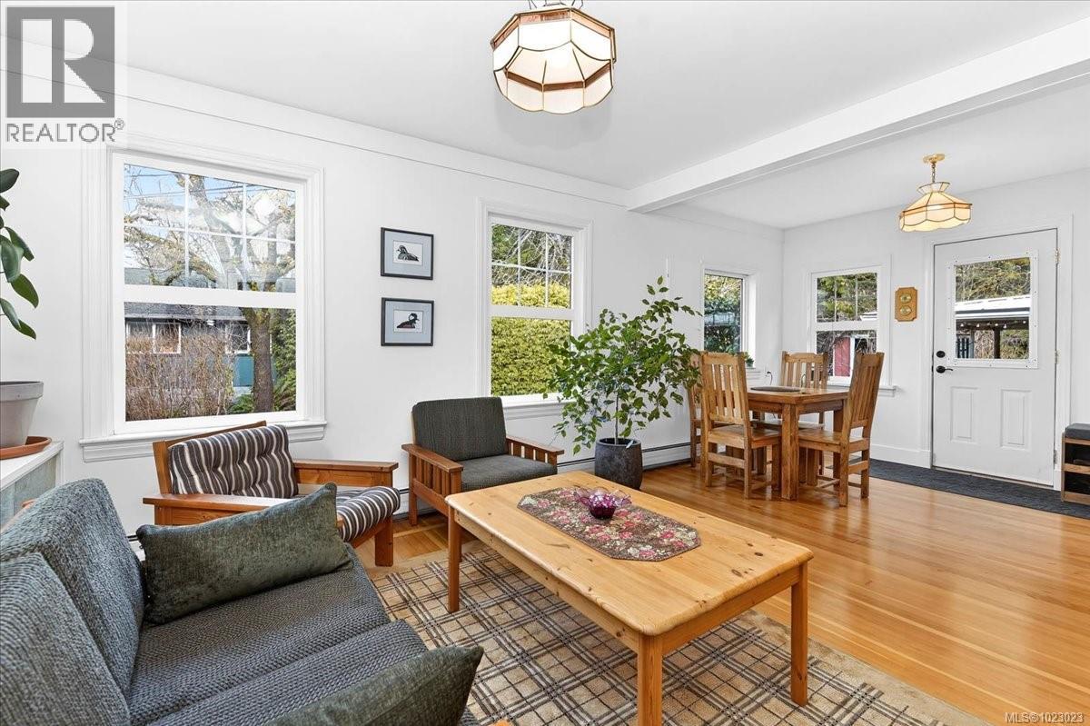 6009 River Rd, Port Alberni