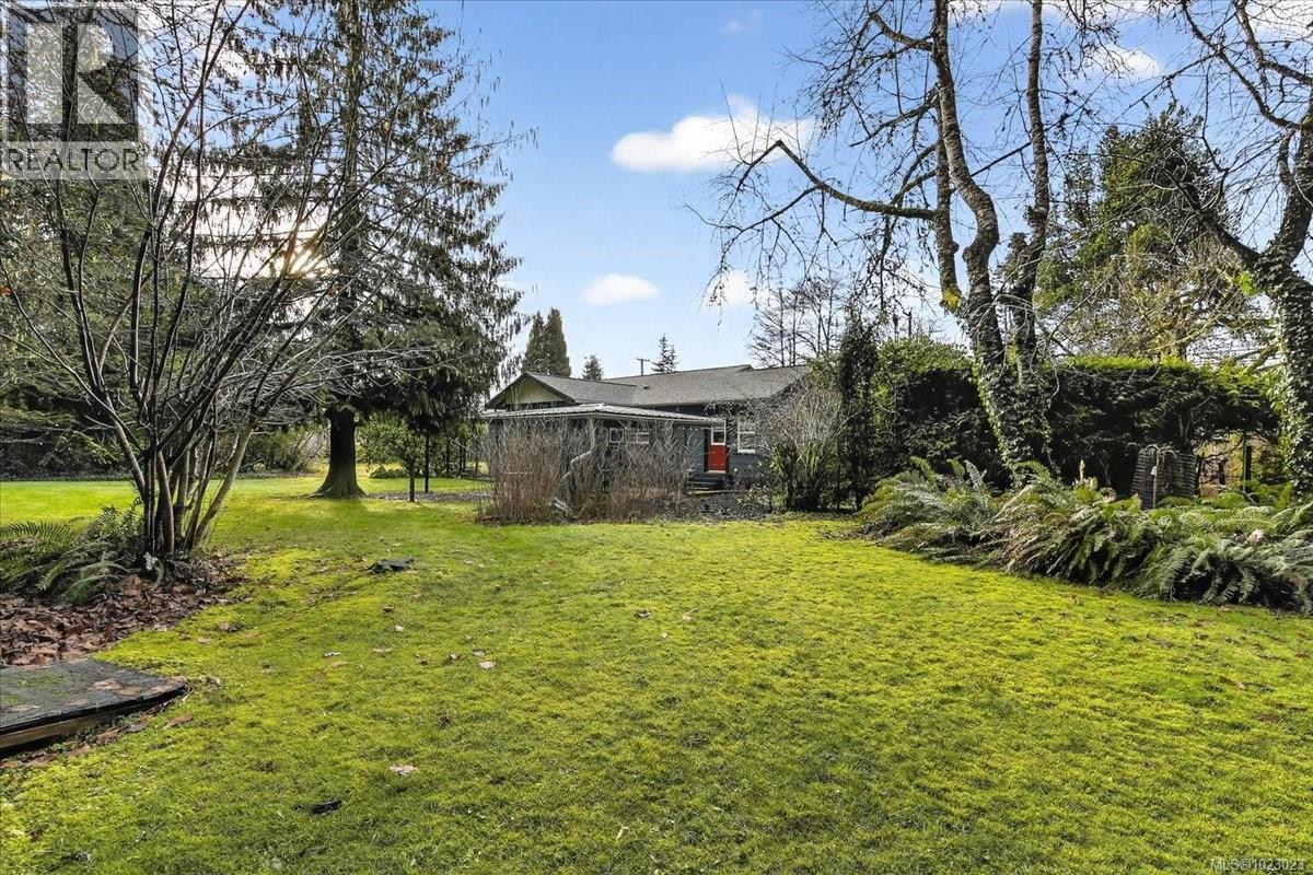 6009 River Rd, Port Alberni