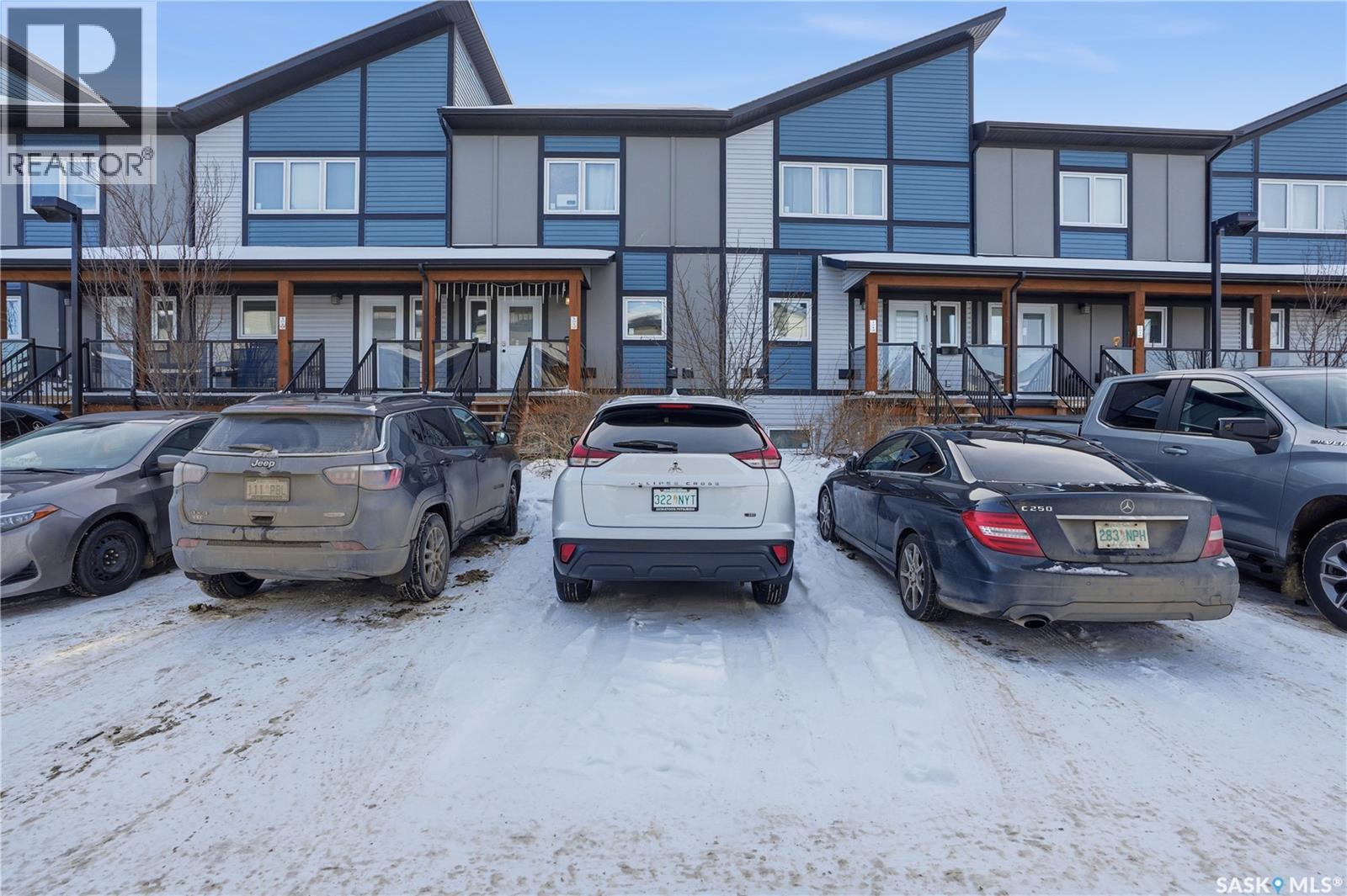 Single Family House 2 Level for Sale in   Marlatte CRESCENT Saskatoon 