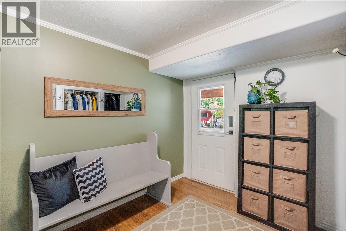 407 Willow Drive, Warfield