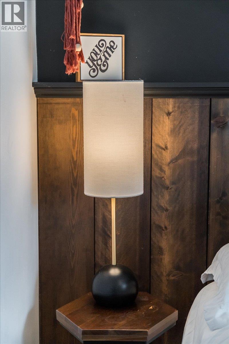 407 Willow Drive, Warfield