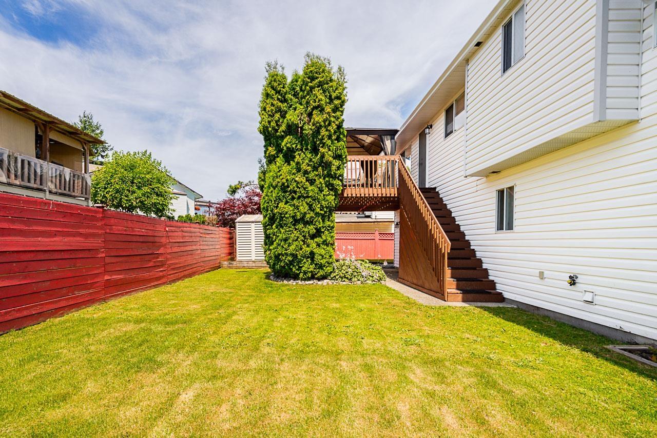 2697 273A STREET, Langley