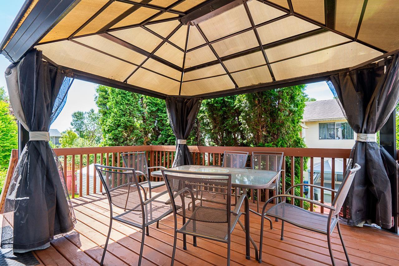 2697 273A STREET, Langley