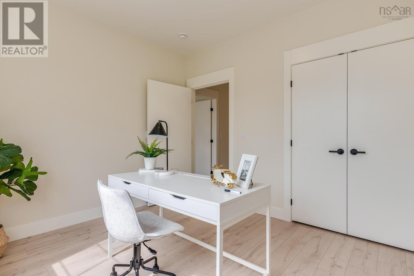 Property 28 of 49 of Lot 5011 242 Zaffre Drive