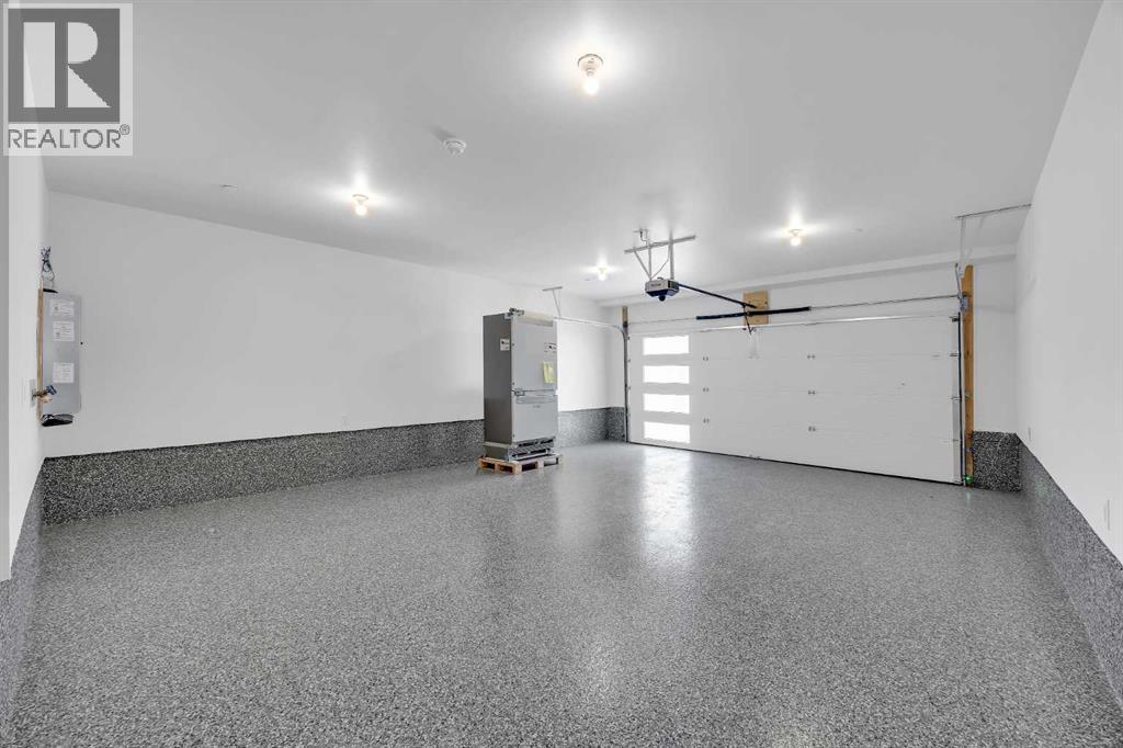 Single Family House for Sale in  Greenwich Heath NW Greenwood/Greenbriar Calgary 