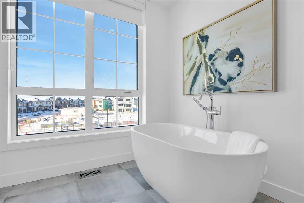 Single Family House for Sale in  Greenwich Heath NW Greenwood/Greenbriar Calgary 