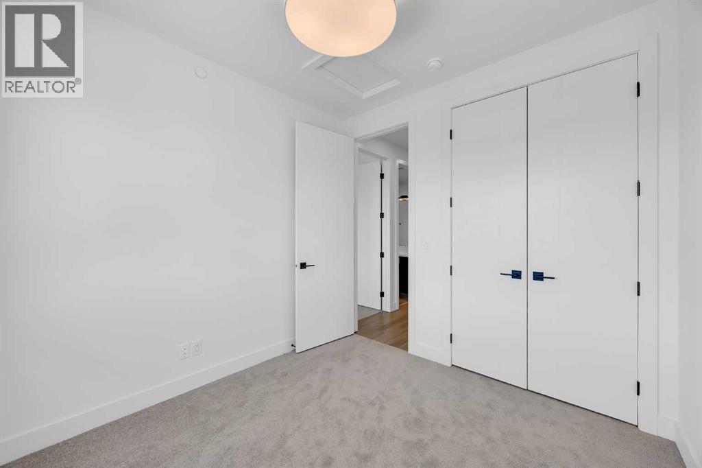 Single Family House for Sale in  Greenwich Heath NW Greenwood/Greenbriar Calgary 