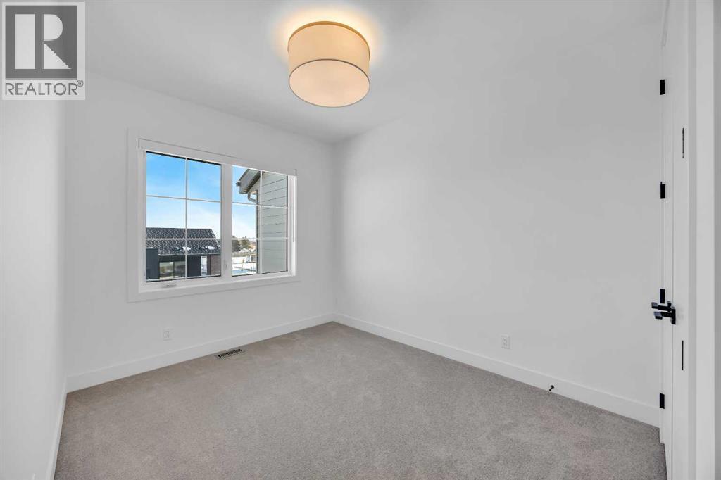 Single Family House for Sale in  Greenwich Heath NW Greenwood/Greenbriar Calgary 