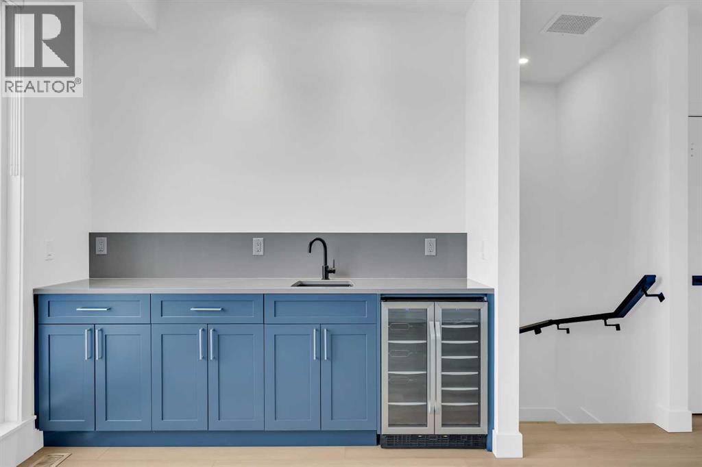 Single Family House for Sale in  Greenwich Heath NW Greenwood/Greenbriar Calgary 