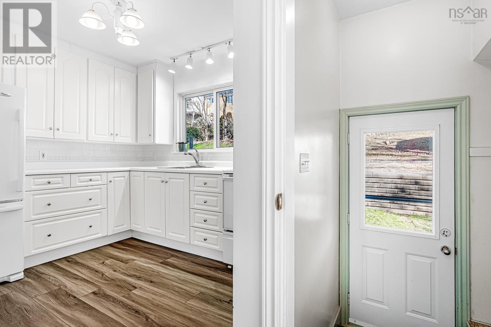 Property 44 of 49 of 55 Helene Avenue