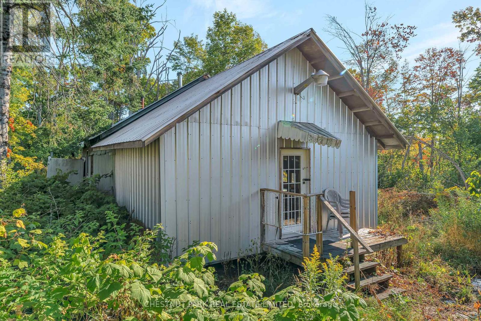 682 FELBERS ROAD - 20