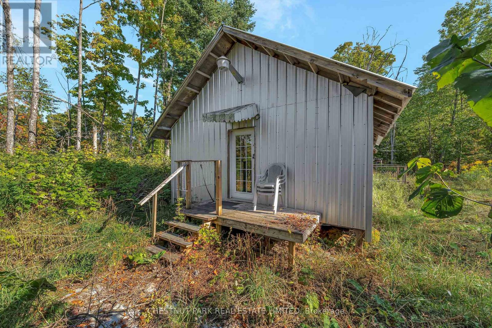682 FELBERS ROAD - 21