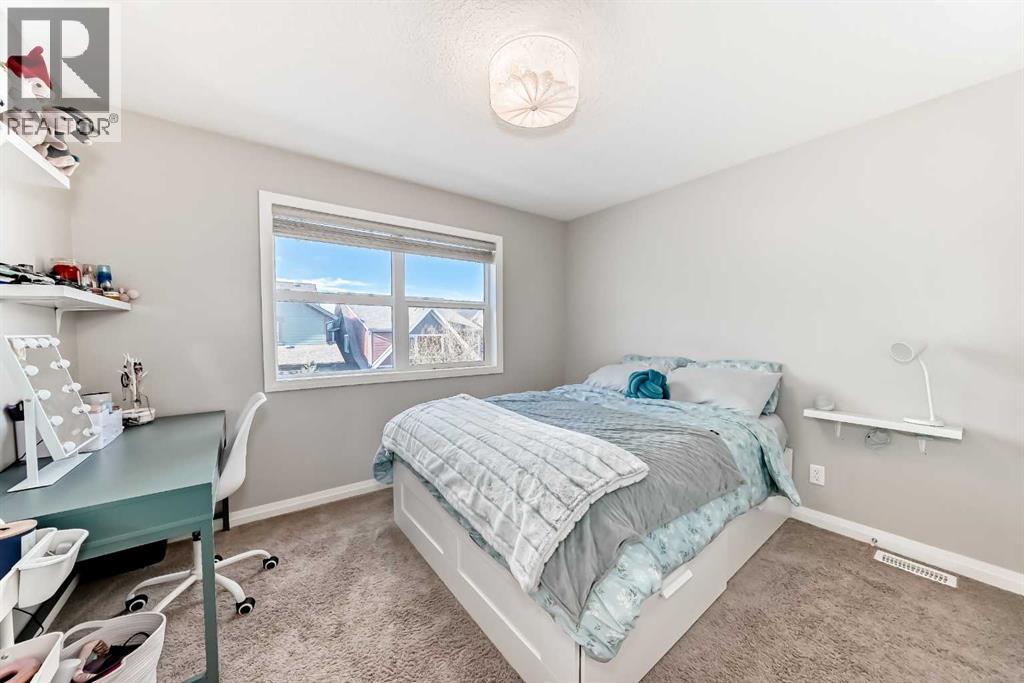 10 Riviera Place, Cochrane