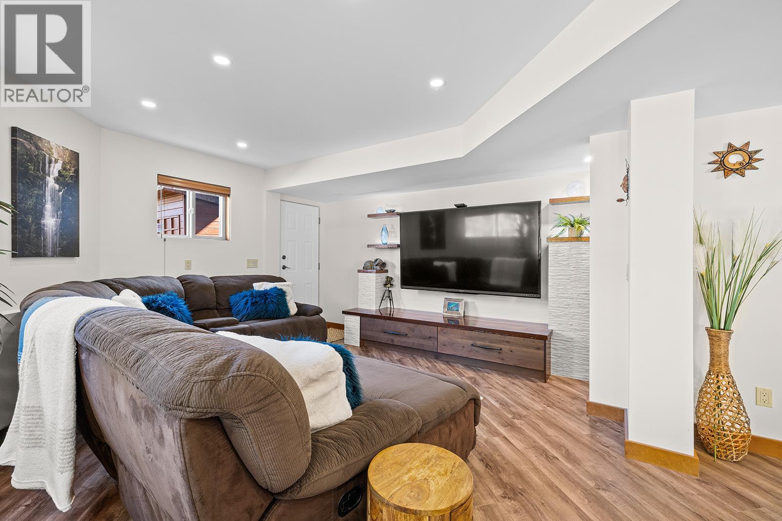  1682 Larkridge Court, Kelowna