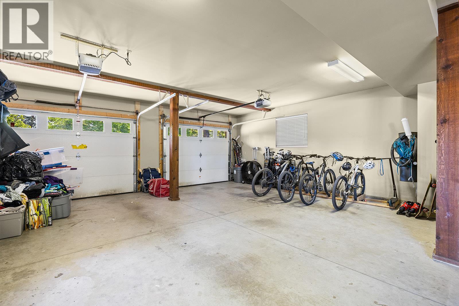  1682 Larkridge Court, Kelowna