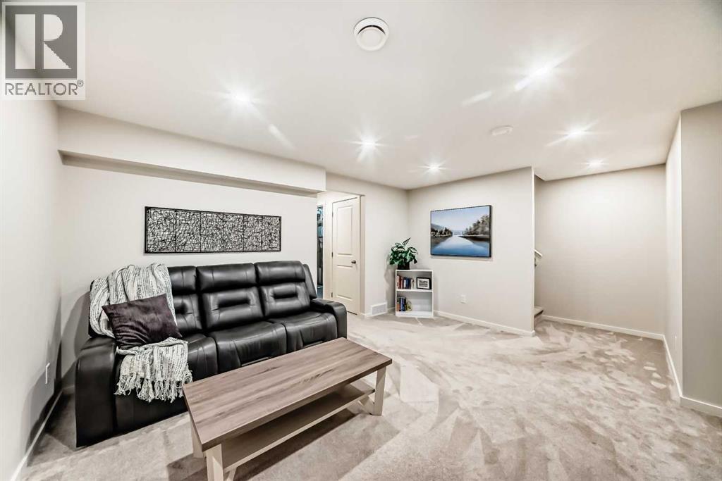 112 Sunvalley Road, Cochrane