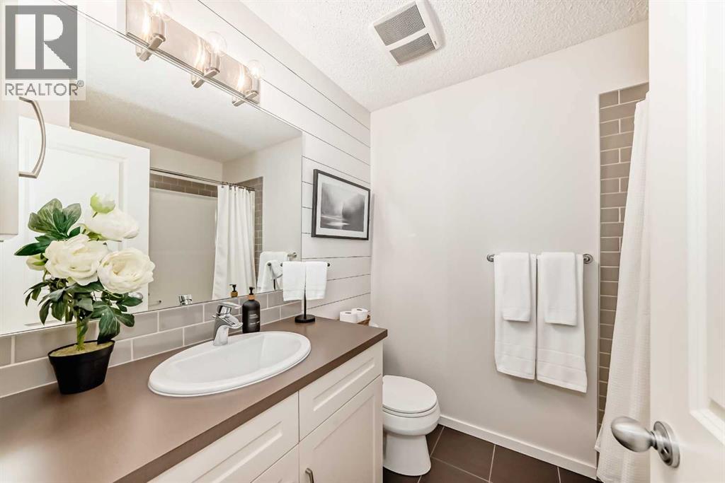 112 Sunvalley Road, Cochrane