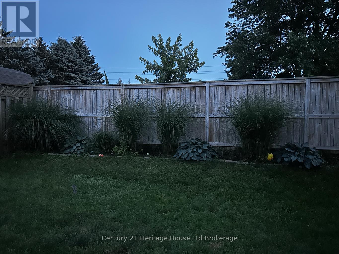 47 BECKETT BOULEVARD — photo 32
