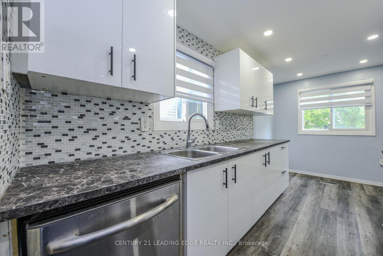 169 HICKLING TRAIL - 17