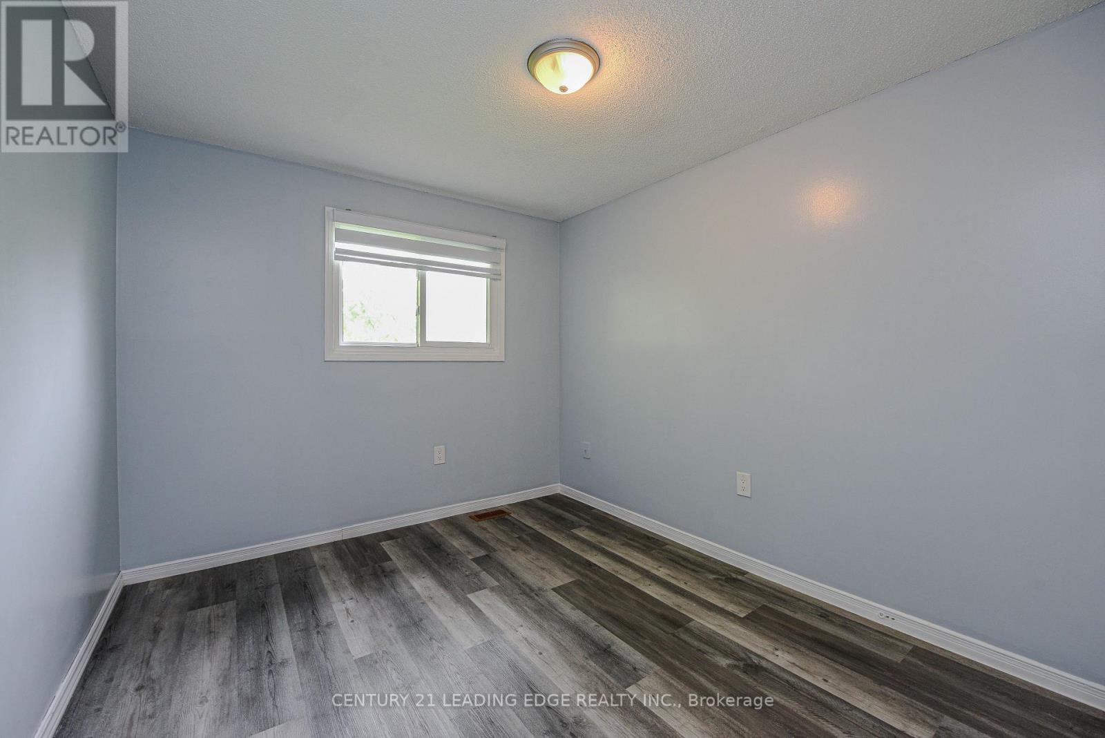 169 HICKLING TRAIL - 33