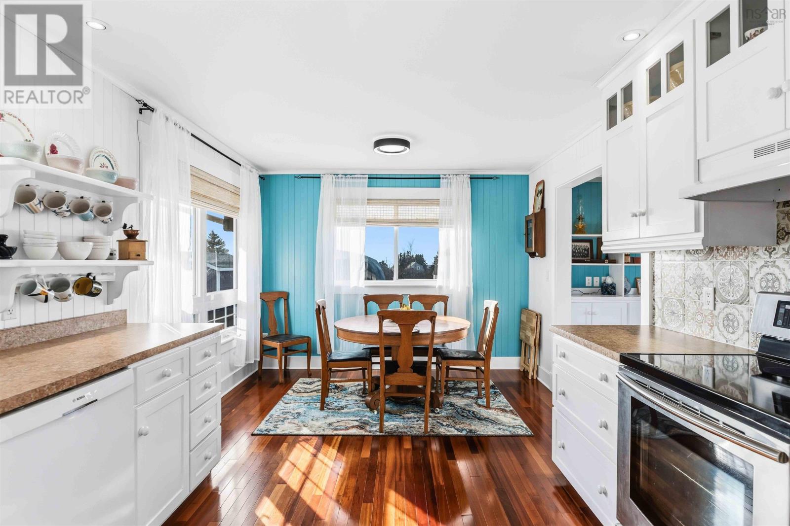 Property 19 of 47 of 93 Across the Meadow Road