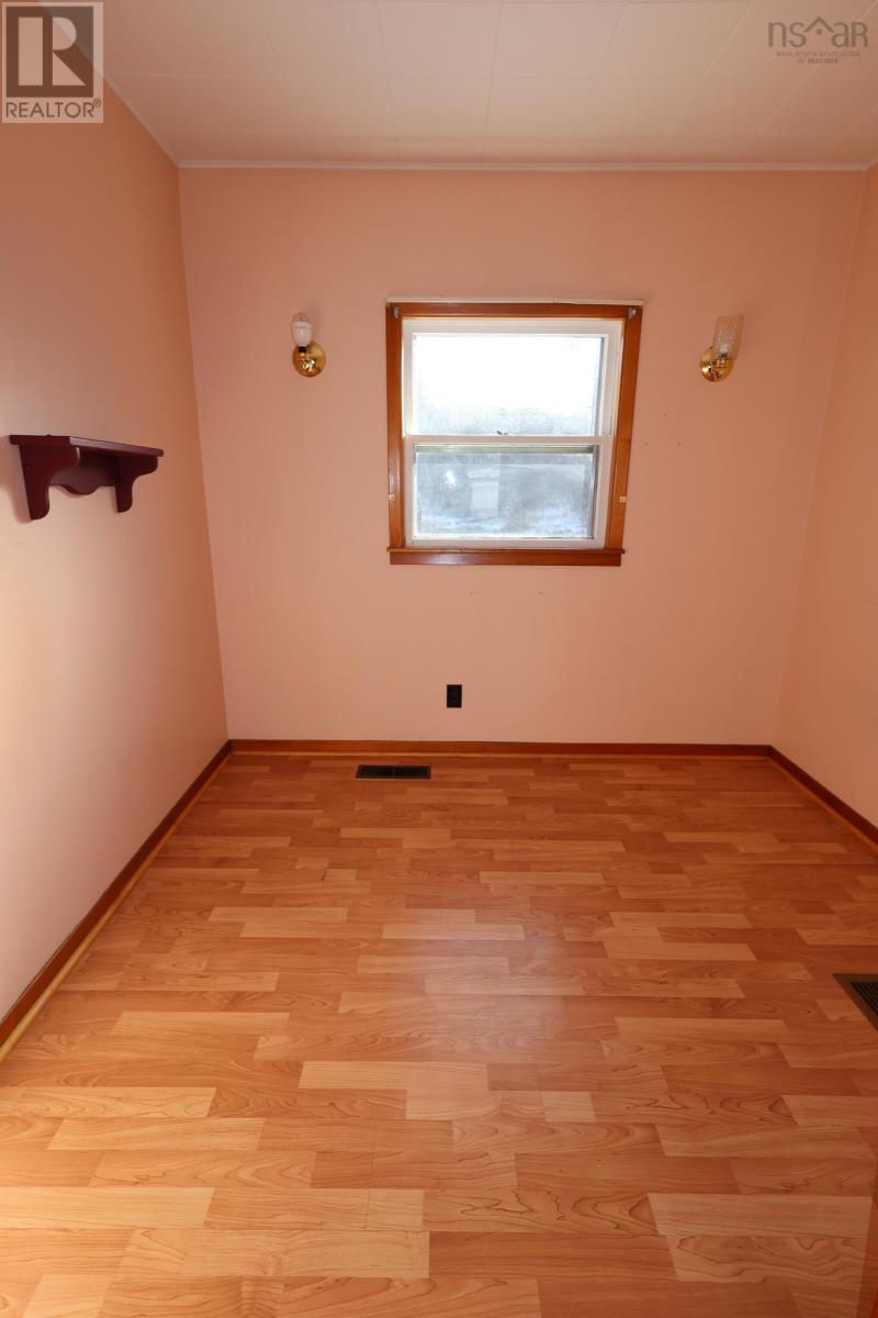 Property 20 of 32 of 2773 Highway 325