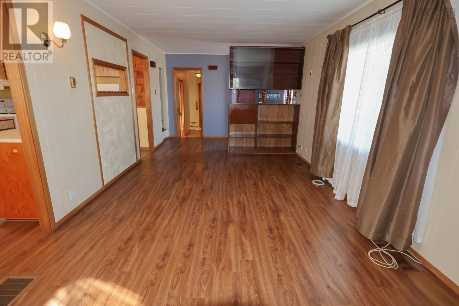 Property 13 of 32 of 2773 Highway 325