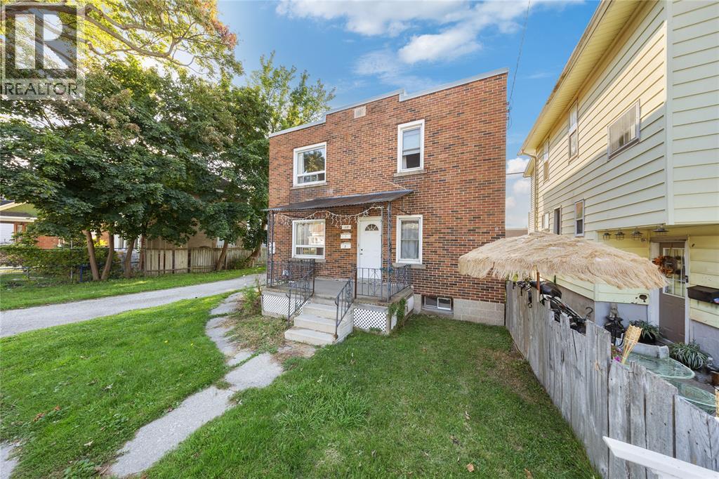 115 BROCK STREET North - 3