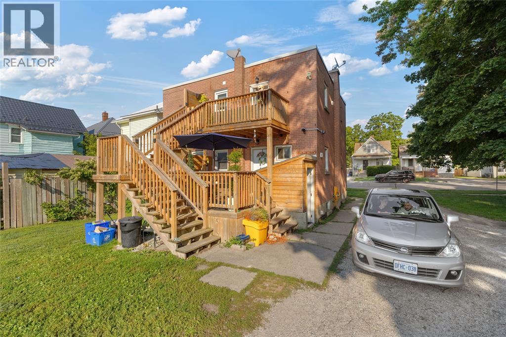 115 BROCK STREET North - 8
