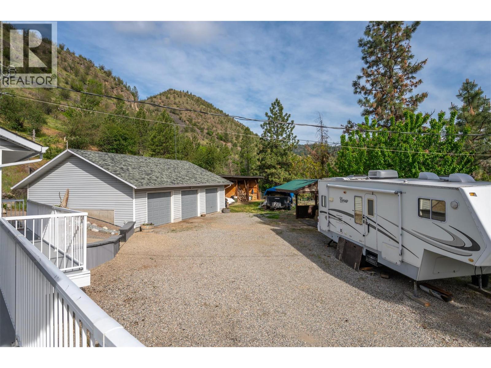 2737 Willowbrook Road, Oliver