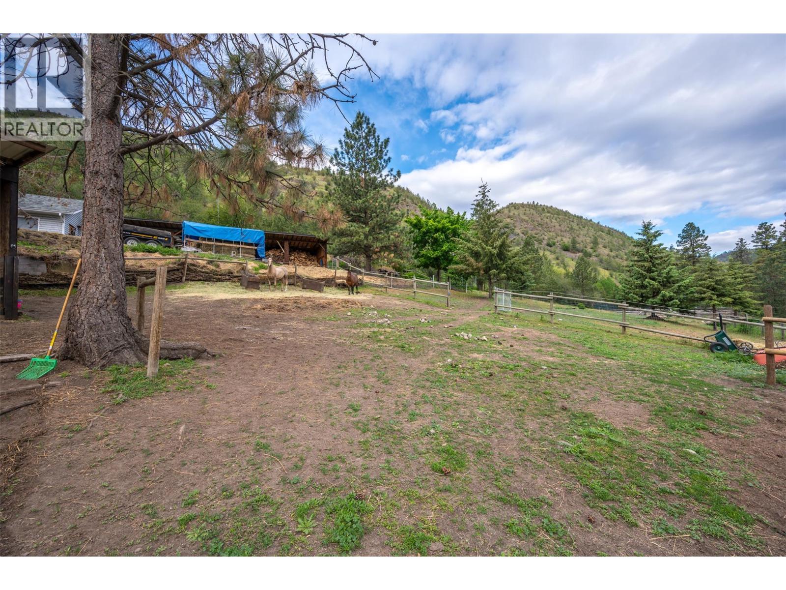 2737 Willowbrook Road, Oliver