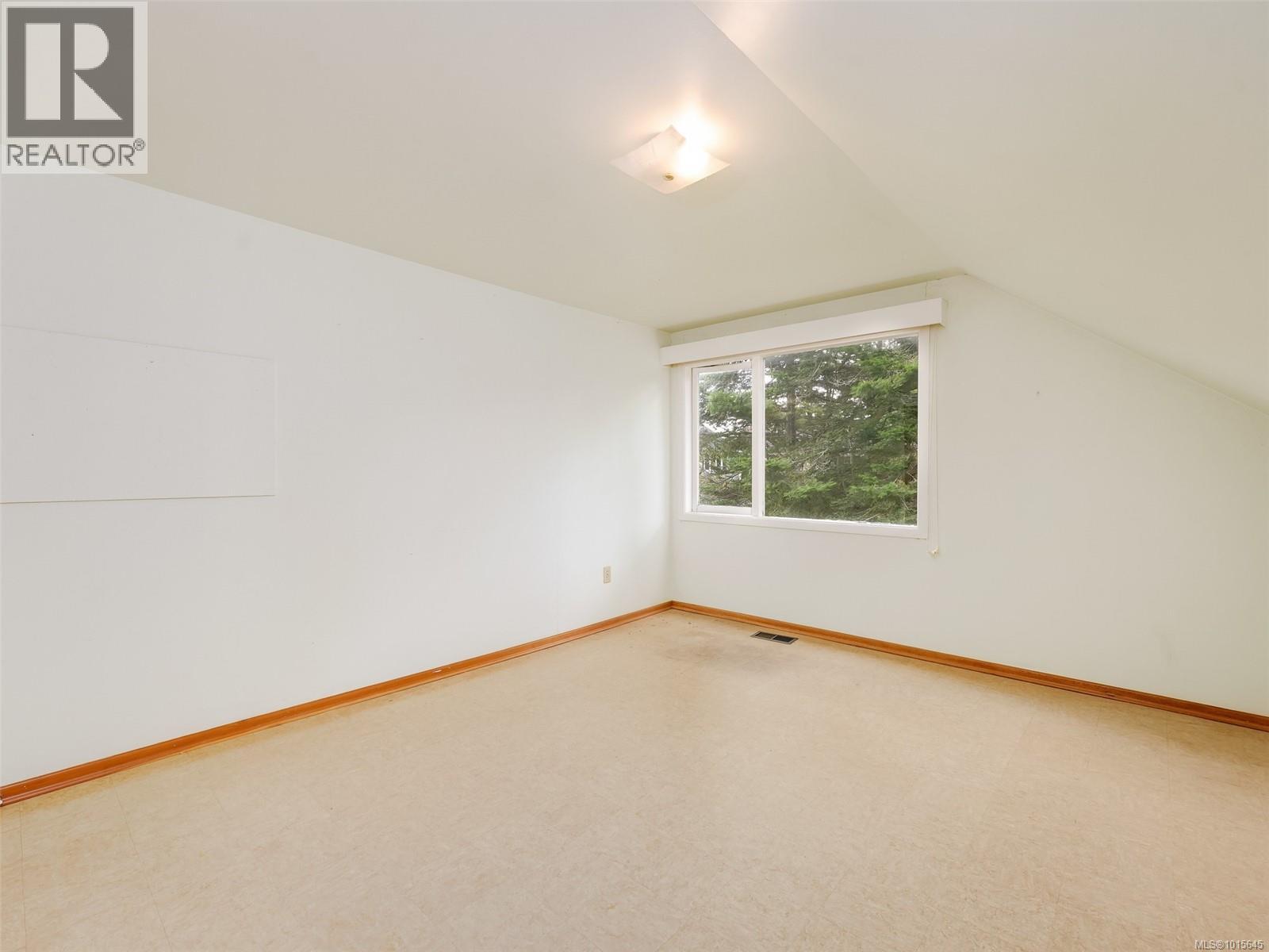  655 Linkleas Avenue, Oak Bay