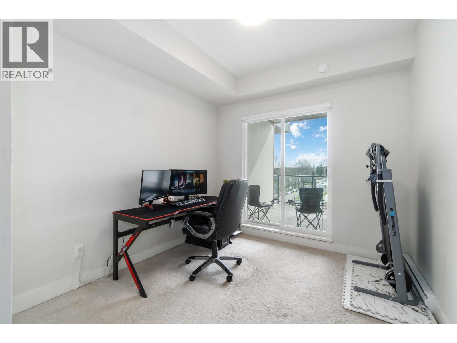 409 1633 TATLOW AVENUE, North Vancouver