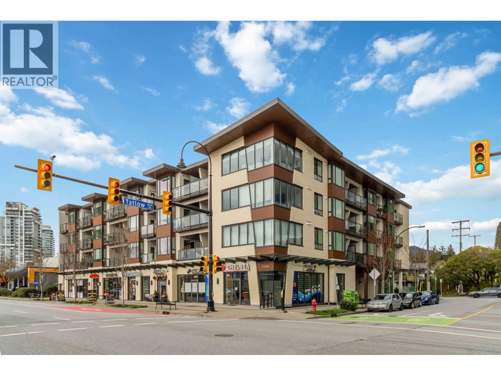 409 1633 TATLOW AVENUE, North Vancouver