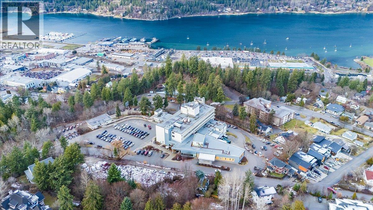 16 VIEW Street, Nelson