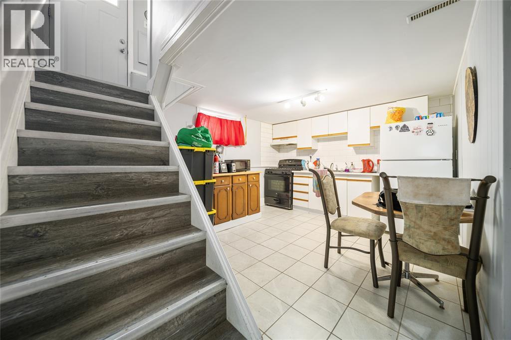 863 DEVINE STREET - 4