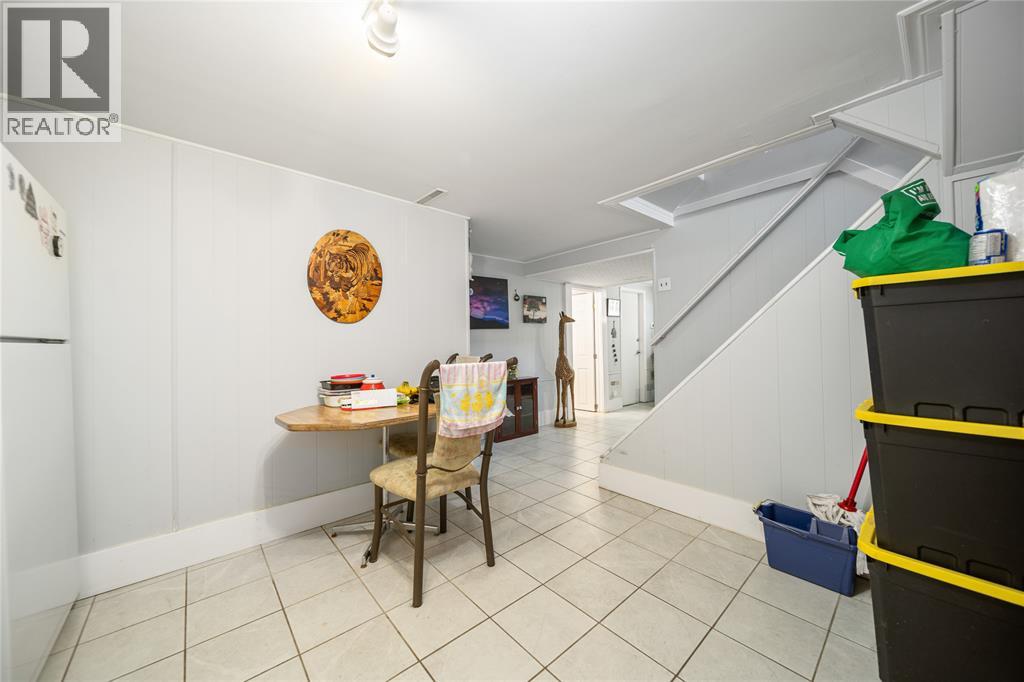 863 DEVINE STREET - 6