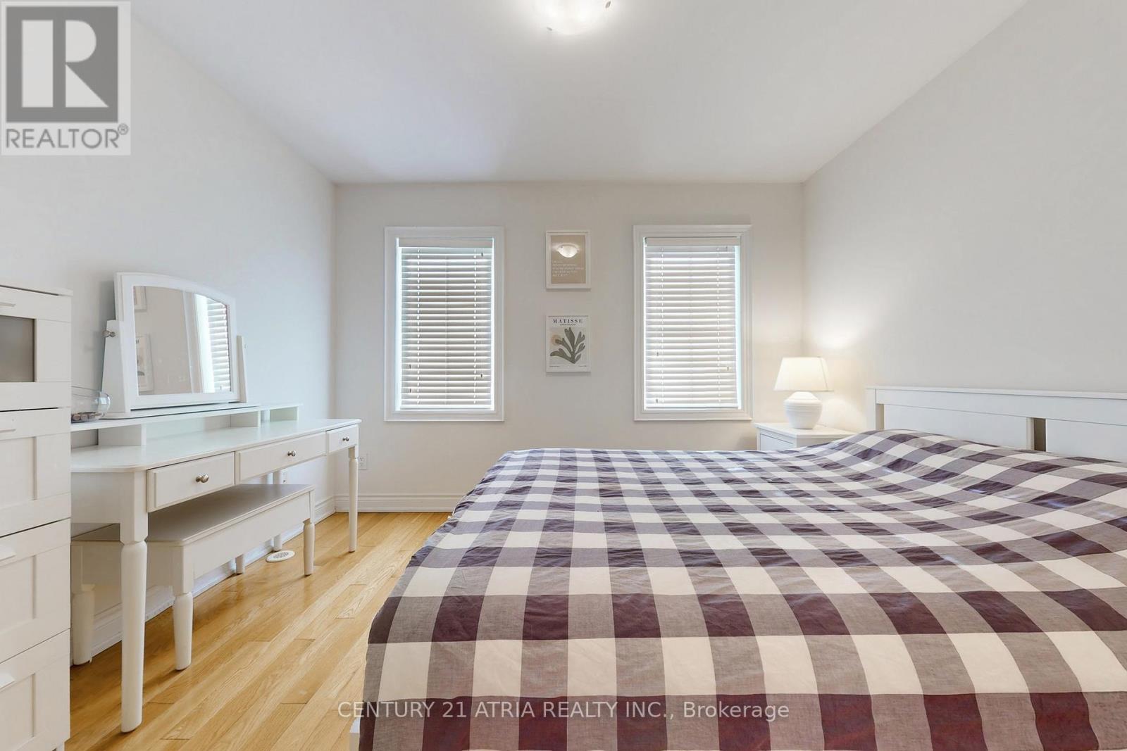 76 HARGRAVE LANE - 27