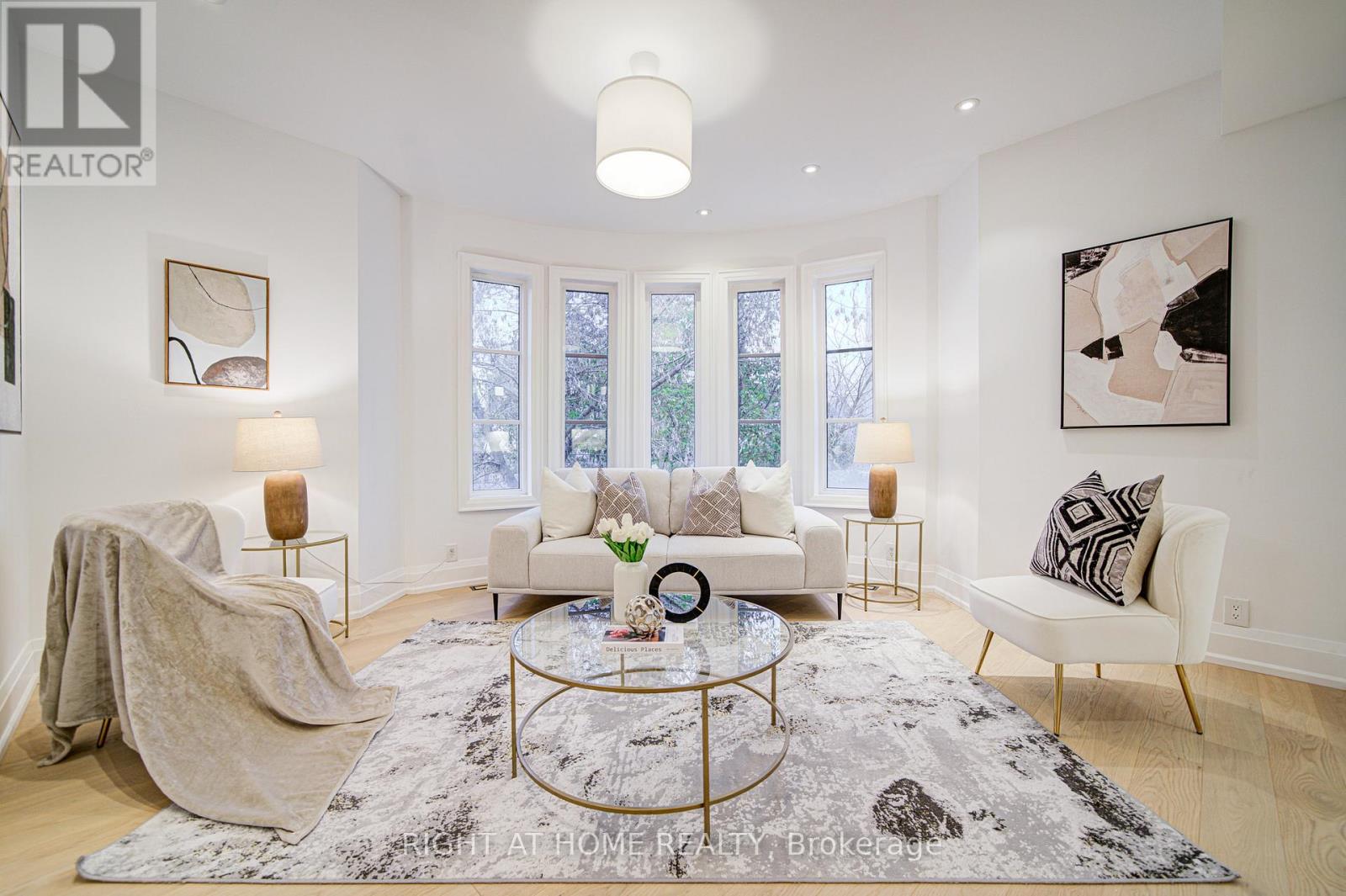 125 KINGSDALE AVENUE - 26