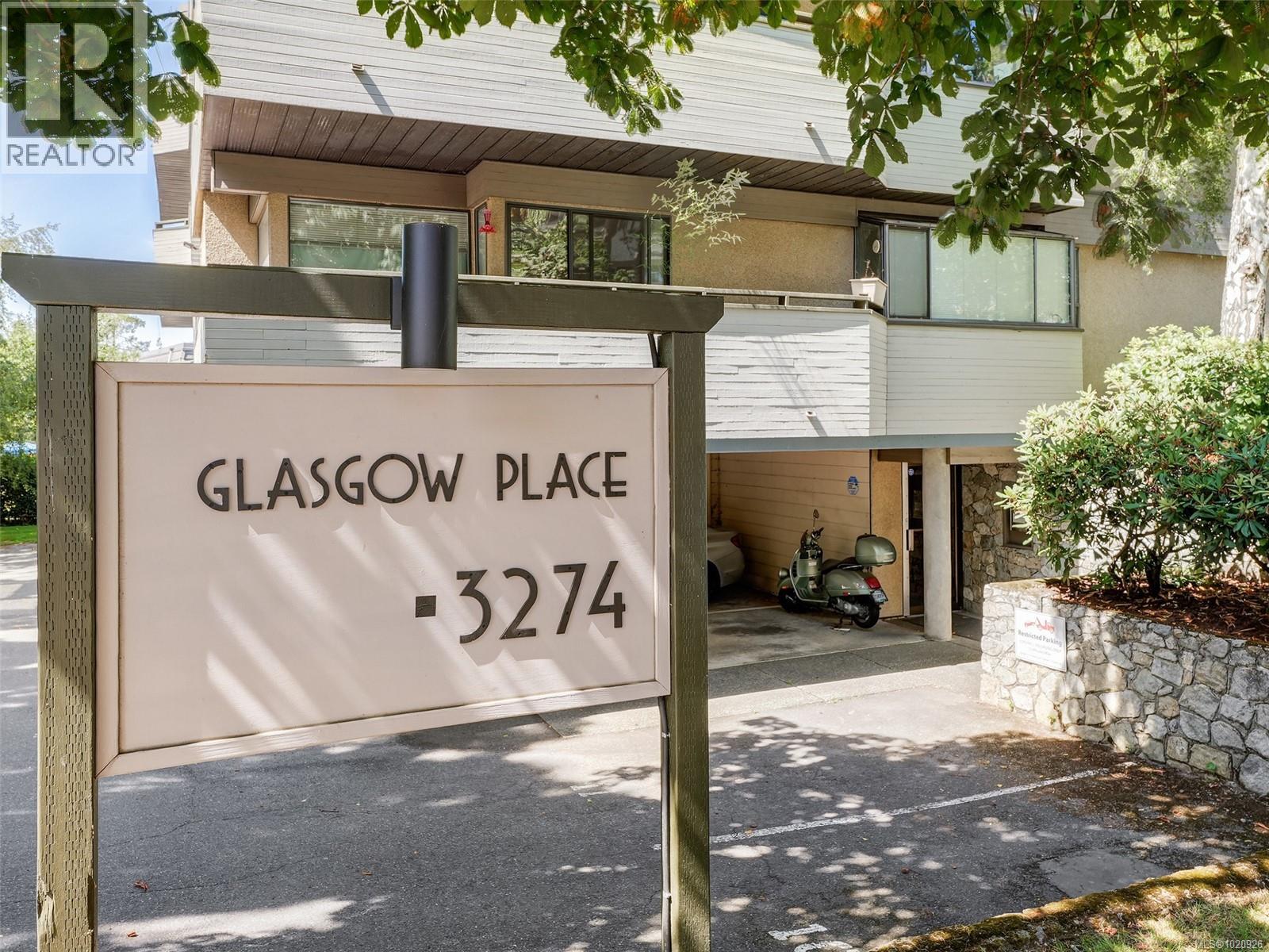 401 3274 Glasgow Avenue, Saanich