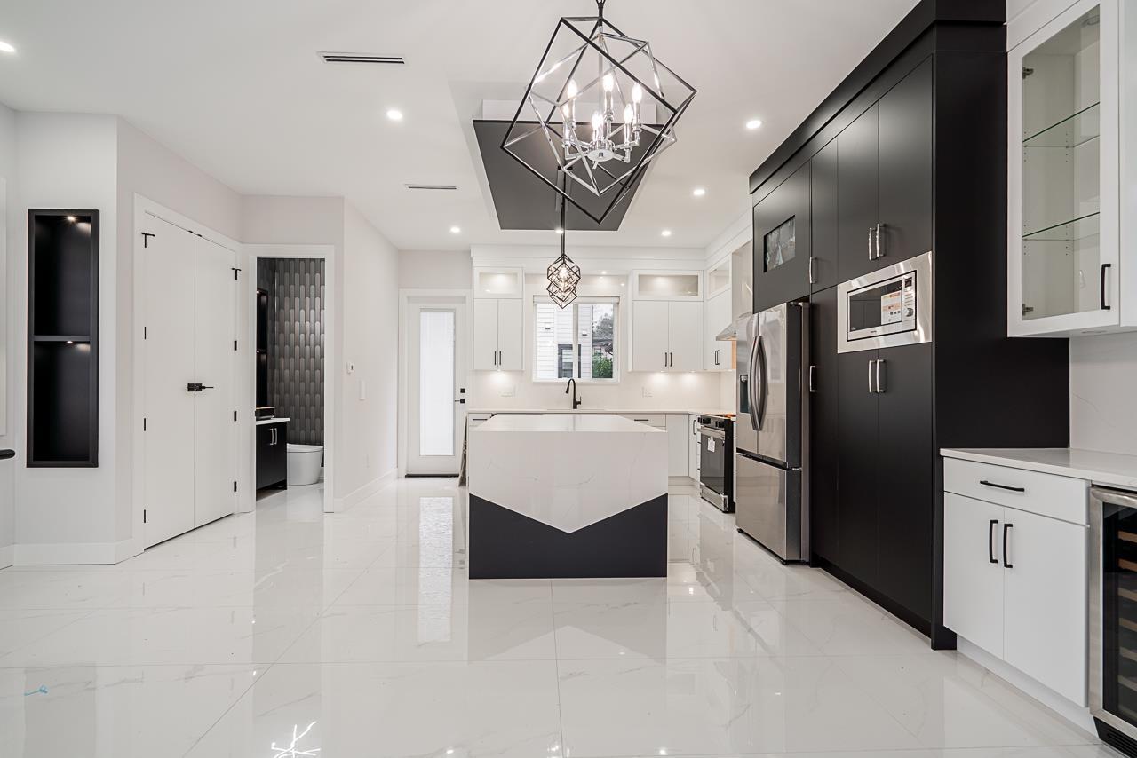 101 16649 18A AVENUE, Surrey