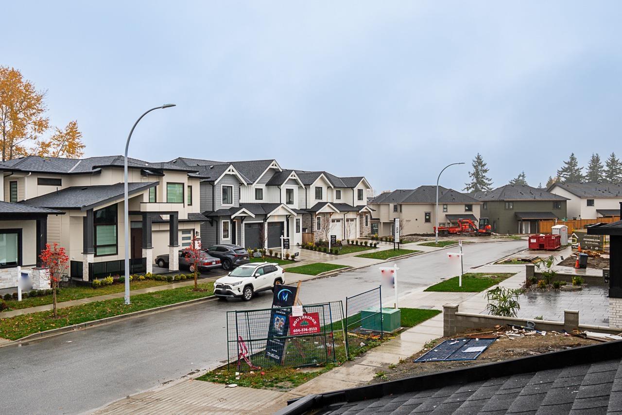 101 16649 18A AVENUE, Surrey