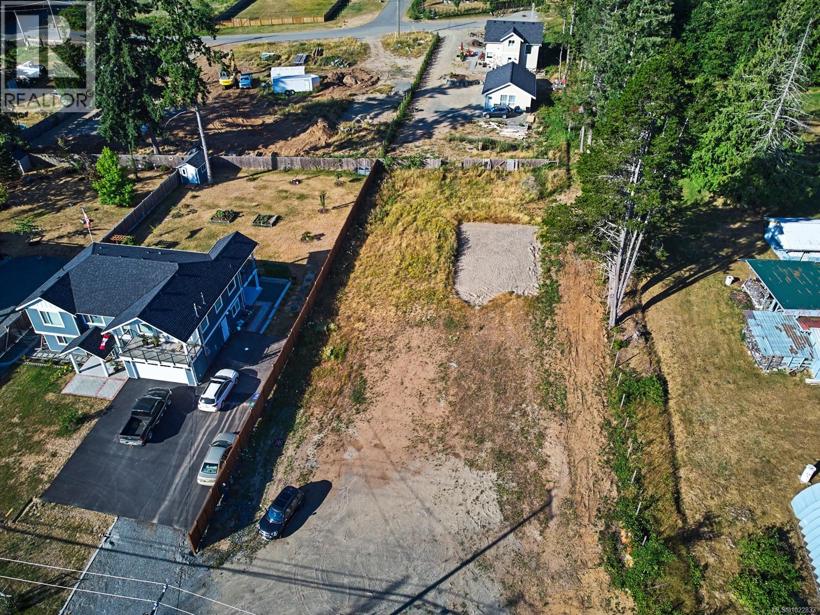 6632 ISLAND HWY W - 9