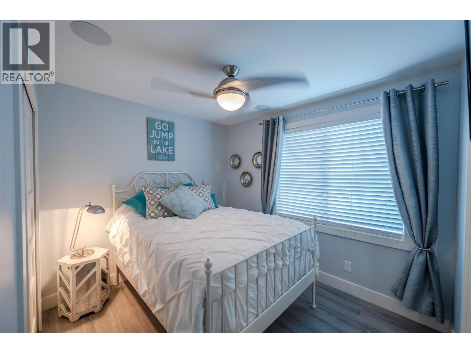  1362 Green Bay Road, West Kelowna