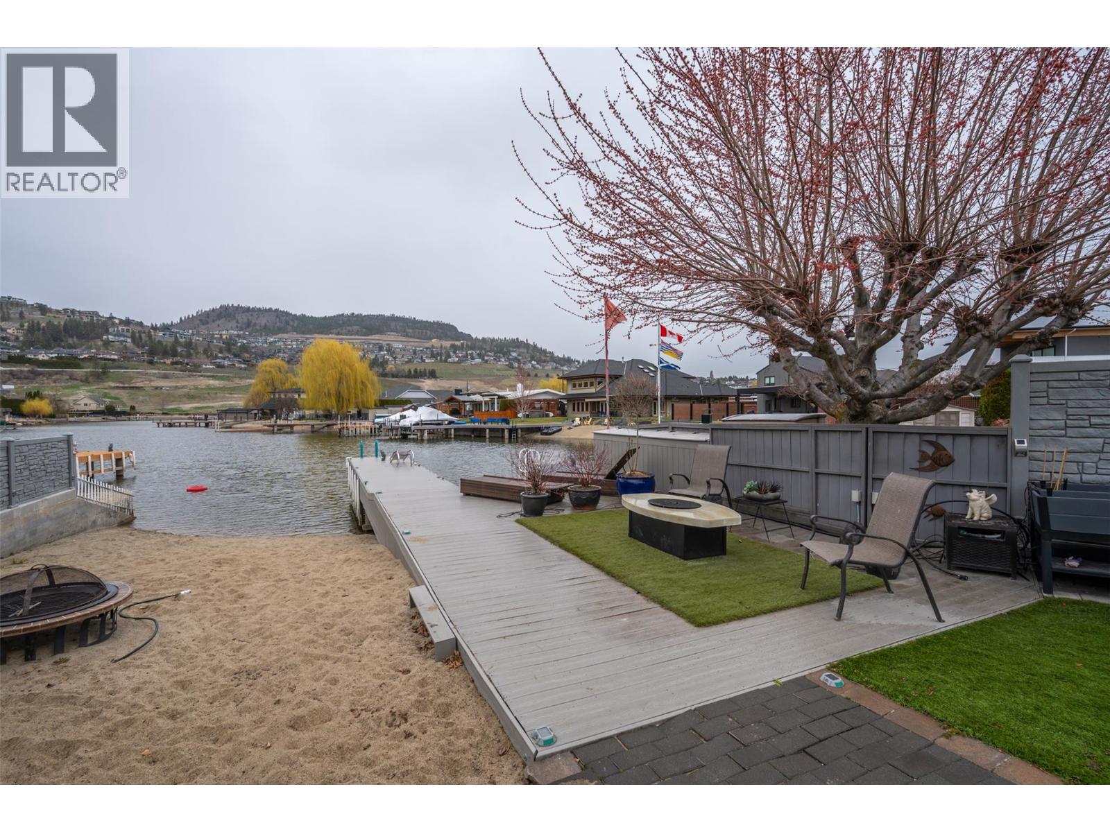  1362 Green Bay Road, West Kelowna