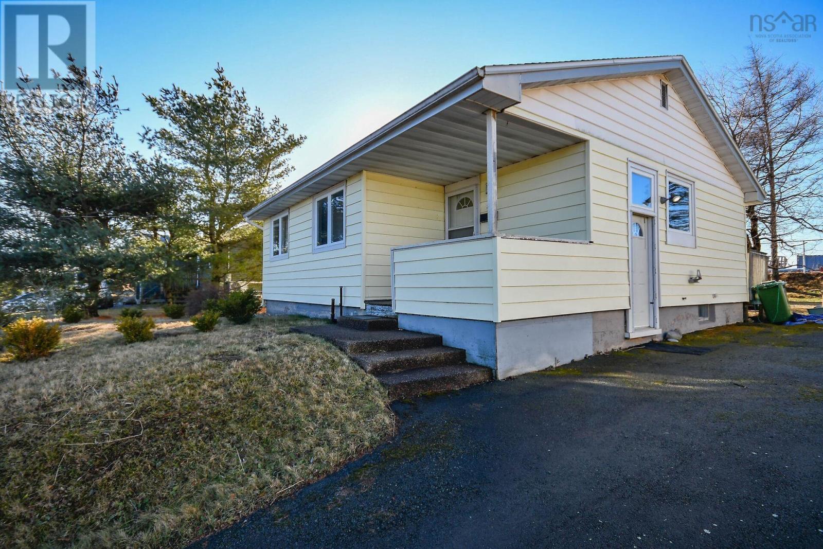 Property photo of 51 Mansion Avenue