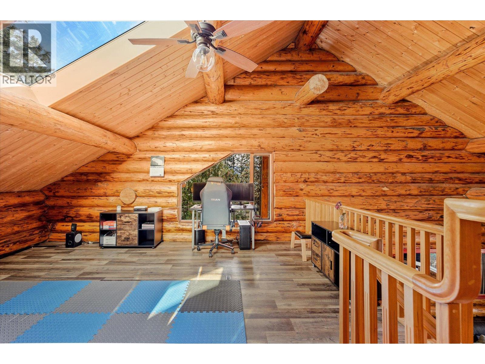  1725 Keloka Drive, West Kelowna