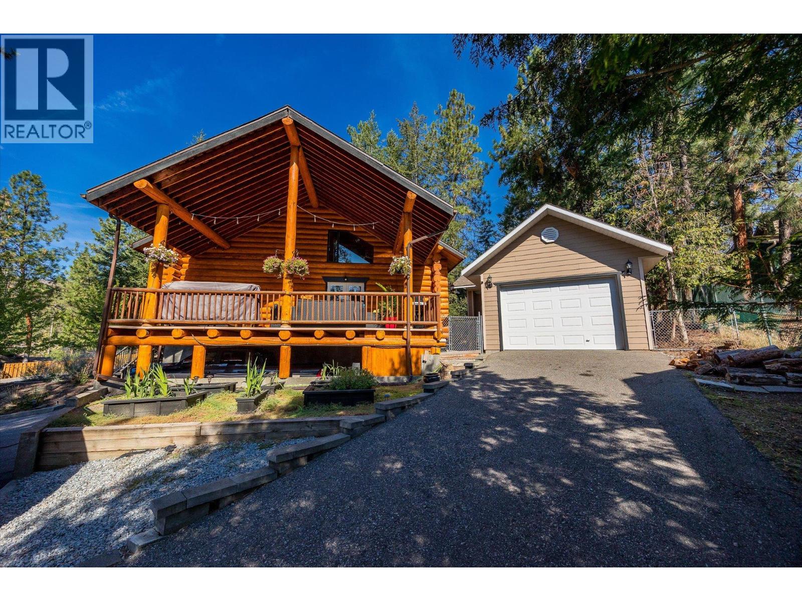  1725 Keloka Drive, West Kelowna