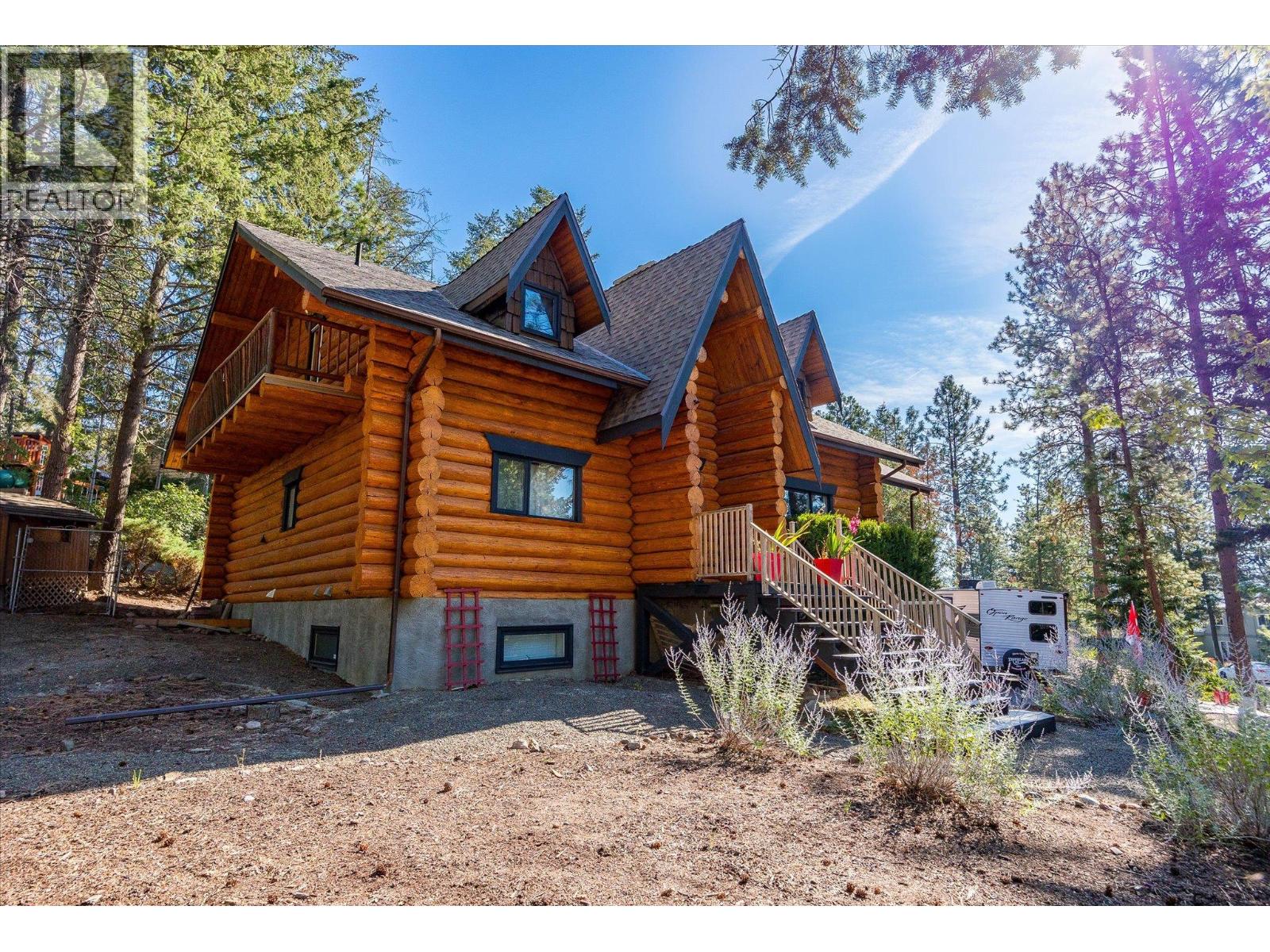  1725 Keloka Drive, West Kelowna