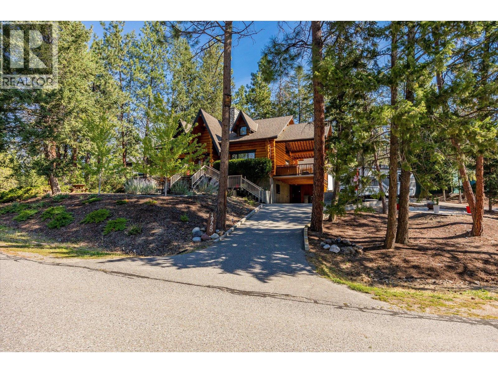  1725 Keloka Drive, West Kelowna